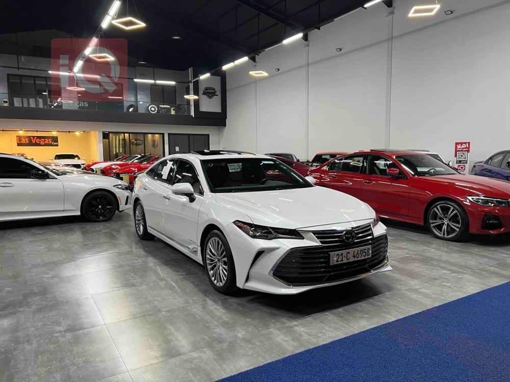 تويوتا أفالون